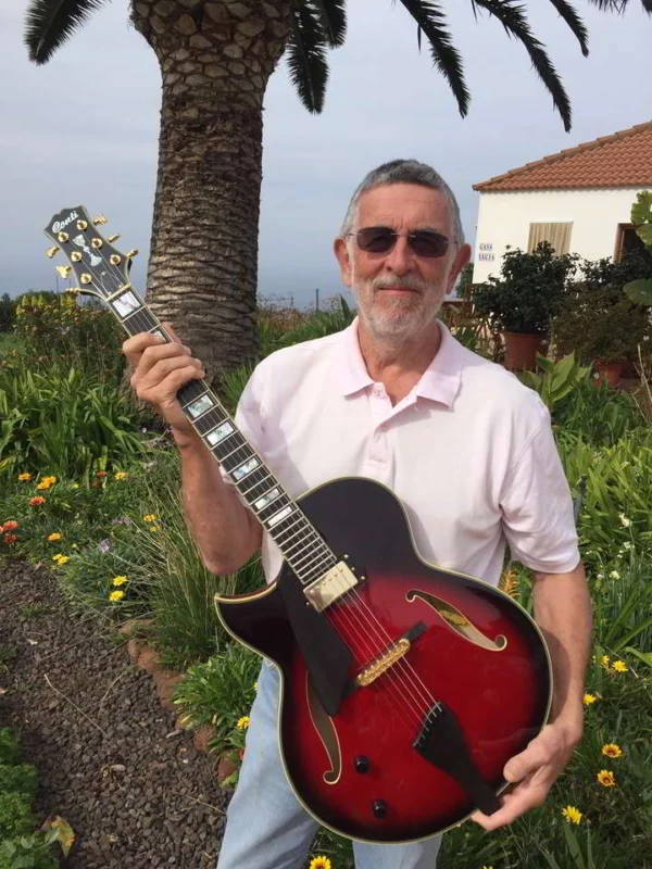 Robert Gardner, Left Handed Heirloom Archtop