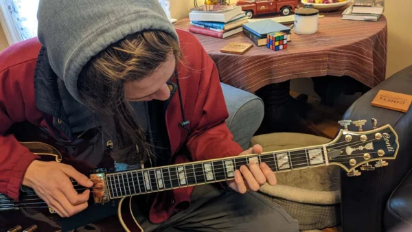 Another Robert Conti with his new 2 pickup Conti Entrada Archtop Guitar!